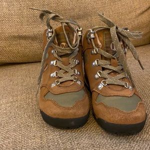 Boys Hiking Boots
